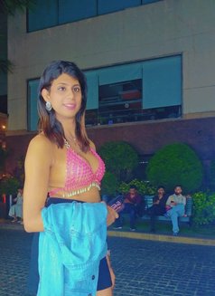 Dora - Transsexual escort in Bangalore Photo 7 of 8