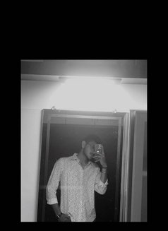 David - Male escort in Ahmedabad Photo 3 of 3