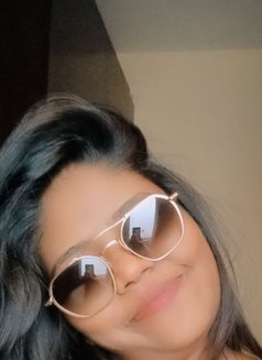 Leena - escort in New Delhi Photo 1 of 3