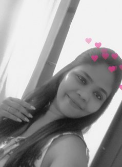 Leena - escort in New Delhi Photo 3 of 3