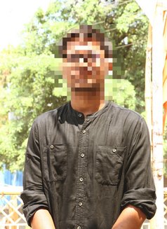Deep - Male escort in Mumbai Photo 1 of 3