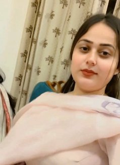 Aranya Tian - ఎస్కార్ట్ in Candolim, Goa Photo 1 of 6