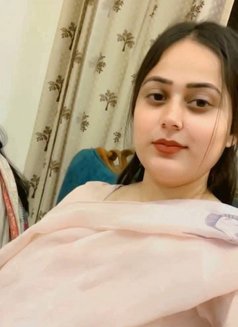 Aranya Tian - ఎస్కార్ట్ in Candolim, Goa Photo 2 of 6