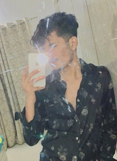 Abhi - Male escort in Pune Photo 2 of 5