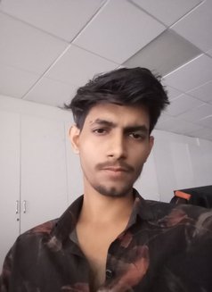 Raj - Male escort in Ahmedabad Photo 1 of 4