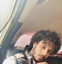 Aaru - Male எஸ்கார்ட் in Chandigarh