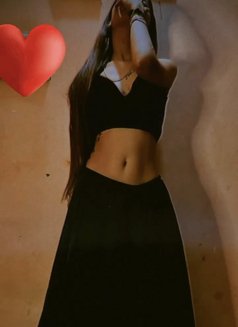 Cutegirl - escort in New Delhi Photo 4 of 9