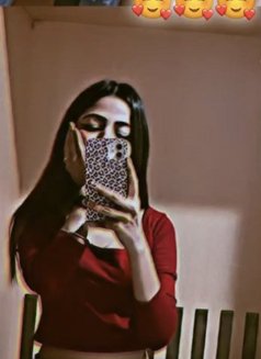 Cutegirl - escort in New Delhi Photo 6 of 9