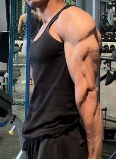 Nimmesh Male Escort Kolkata - Male escort in Kolkata Photo 2 of 6