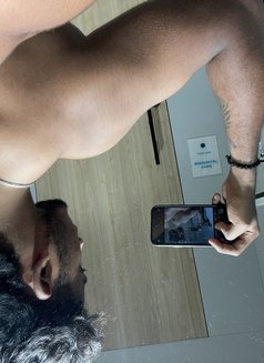 Binodkannadiga - Male escort in Bangalore Photo 2 of 2