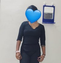 Divya Real Meet √Cam Session - एस्कॉर्ट in Bangalore