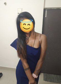 Divya Real Meet √Cam Session - எஸ்கார்ட் in Bangalore Photo 6 of 6