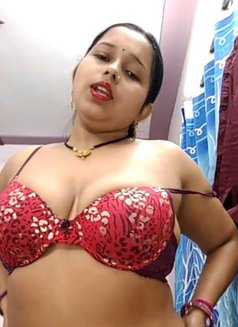 Priya - एस्कॉर्ट in Bangalore Photo 3 of 4