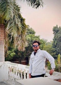 Vickypb - Male एस्कॉर्ट in Chandigarh Photo 1 of 3