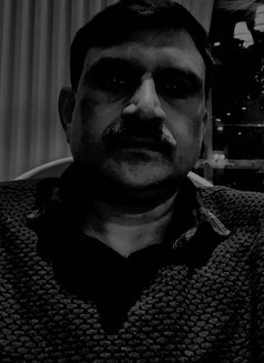 Rimmu - Male companion in New Delhi Photo 2 of 2