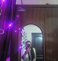 Urvashi Real Meet & Cam - एस्कॉर्ट in New Delhi