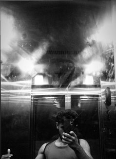 Het - Male एस्कॉर्ट in New Delhi Photo 5 of 8