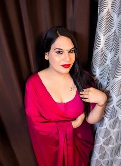 Transexual Chennai Akshitha - Transsexual escort in Chennai Photo 3 of 5