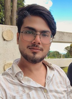Aryan - Male escort in Kolkata Photo 2 of 7
