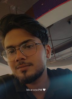 Aryan - Male escort in Kolkata Photo 3 of 7