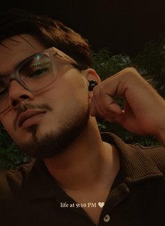 Aryan - Male escort in Kolkata Photo 5 of 7