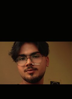 Aryan - Male escort in Kolkata Photo 6 of 7