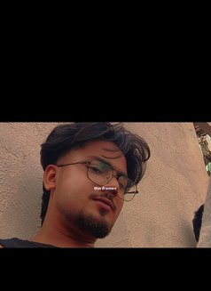 Aryan - Male escort in Kolkata Photo 7 of 7