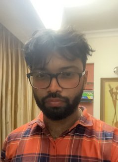 Parth - Male escort in Mumbai Photo 2 of 3