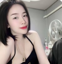 Mira Tian - एस्कॉर्ट in Bangalore