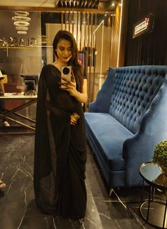 Kiara Srivastava - एस्कॉर्ट in Navi Mumbai Photo 8 of 8