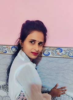 Anjali - ఎస్కార్ట్ in Mumbai Photo 1 of 2