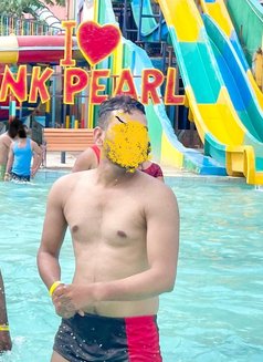 Vikku - Male escort in Jaipur Photo 2 of 2