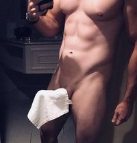 Artist - Male এস্কর্ট in Mumbai