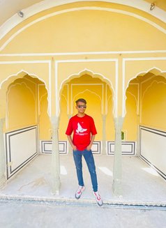 Sonu - Male एस्कॉर्ट in Jaipur Photo 2 of 3