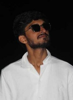 Sudeep - Male యాక్టర్ in Bangalore Photo 1 of 5