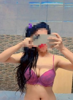 Zeena Independent (Cam & Real Meet ) - एस्कॉर्ट in Mumbai Photo 10 of 15