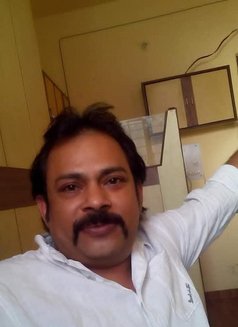 Sumit - Male escort in Noida Photo 2 of 4