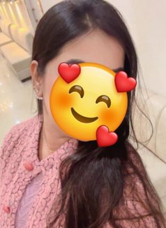 Vanshika Independent Girl Cam & Realmeet - எஸ்கார்ட் in Bhubaneshwar Photo 2 of 4