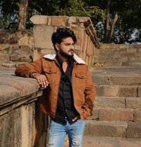 Ayush Khurana - Male एस्कॉर्ट in New Delhi Photo 1 of 8