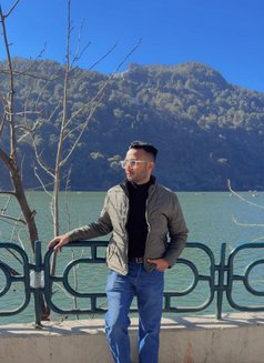 Aarav Khanna King Saab - Male escort in New Delhi Photo 1 of 1