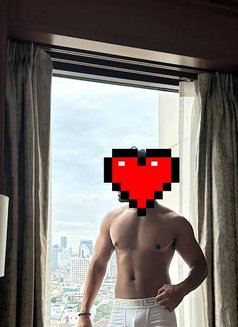 Suraj - Male escort in Mumbai Photo 1 of 2
