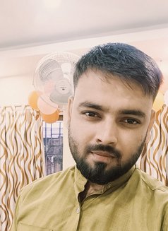 Arcenic Royal - Male एस्कॉर्ट in Kolkata Photo 1 of 3