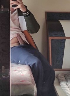 Victorr - Male एस्कॉर्ट in New Delhi Photo 2 of 2