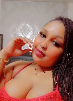 Lizy - ఎస్కార్ట్ in Noida Photo 4 of 6