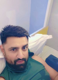 Aksh - Male escort in New Delhi Photo 6 of 7