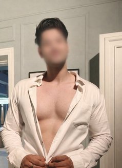 Aryankhannawork - Male escort in Mumbai Photo 5 of 9