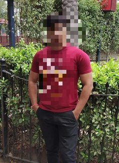 Hello Rohan - Male escort in New Delhi Photo 1 of 6