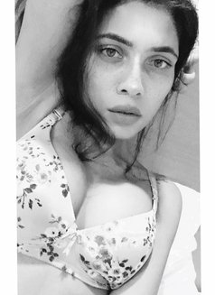 Hotieekushi - एस्कॉर्ट in Hyderabad Photo 3 of 4