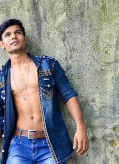 Rockbros - Male escort in Bangalore Photo 1 of 4