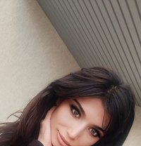 Russian Escort in Surya Hotel - एस्कॉर्ट एजेंसी in New Delhi